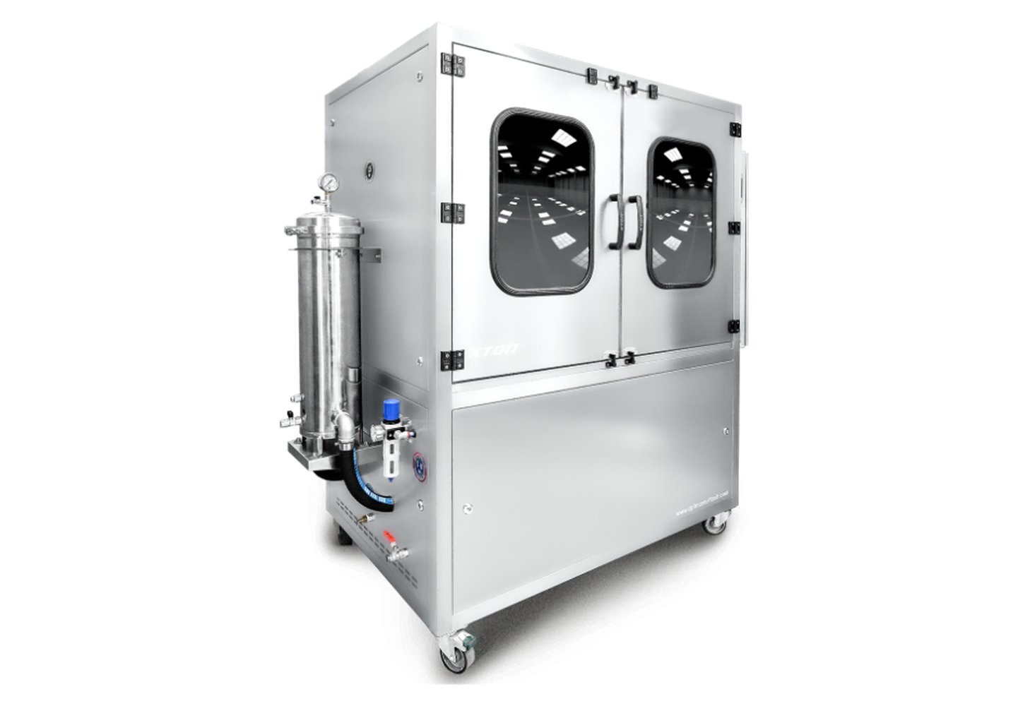 XTON DPF Master Flash DUAL AI DPF cleaning machine in the BHP Autocare workshop